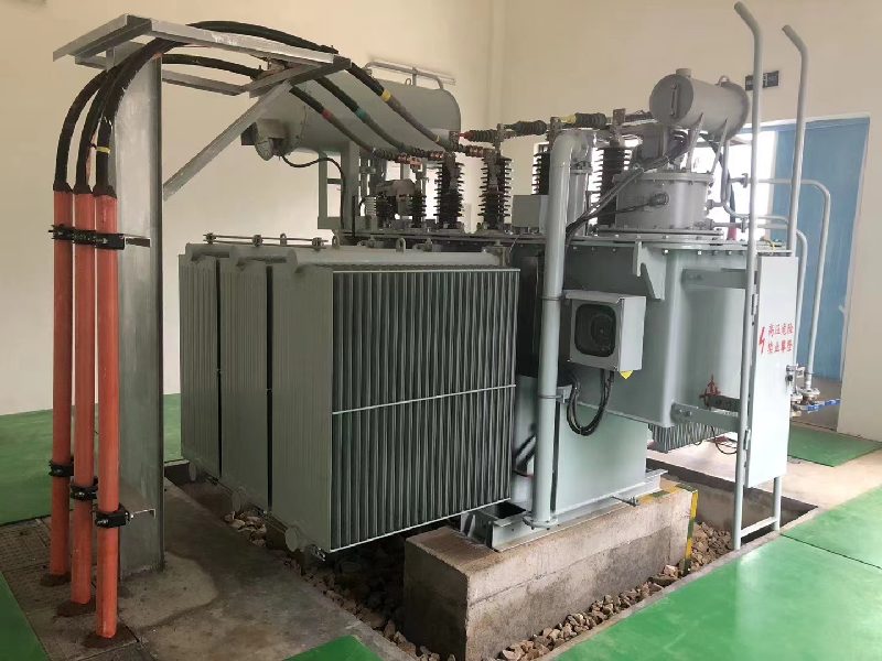 Eloszlás -transzformátor összehasonlítása akár 800 kVa és 800 kVa között